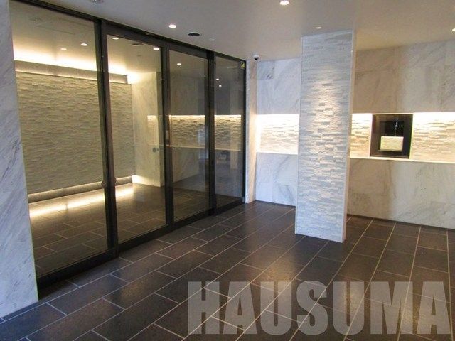 �y�G���g�����X�z�@���r�[