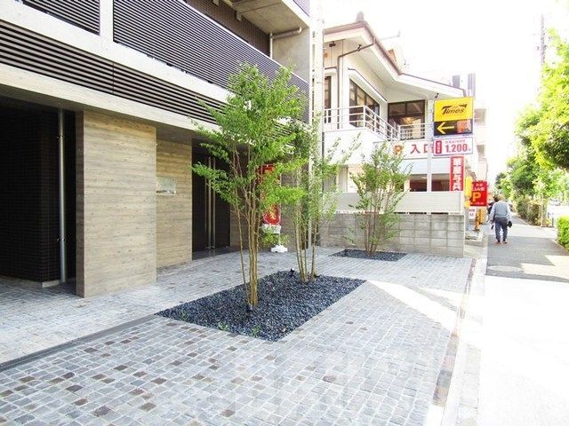 �y�G���g�����X�z�@�G���g�����X