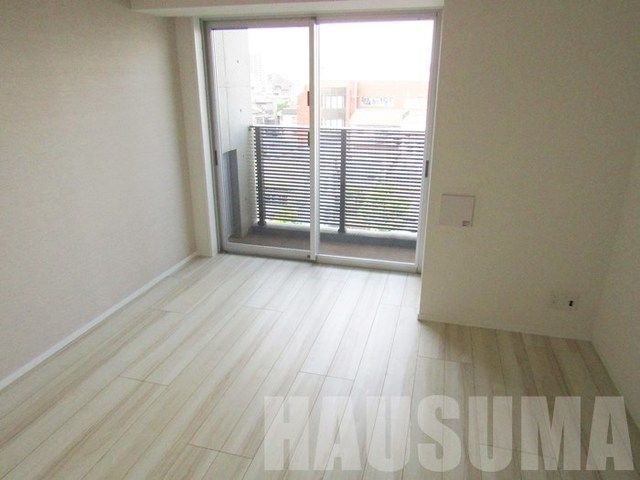 �y���ԁE���r���O�z�@