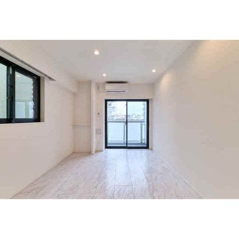 �y���̑��ݔ��z�@