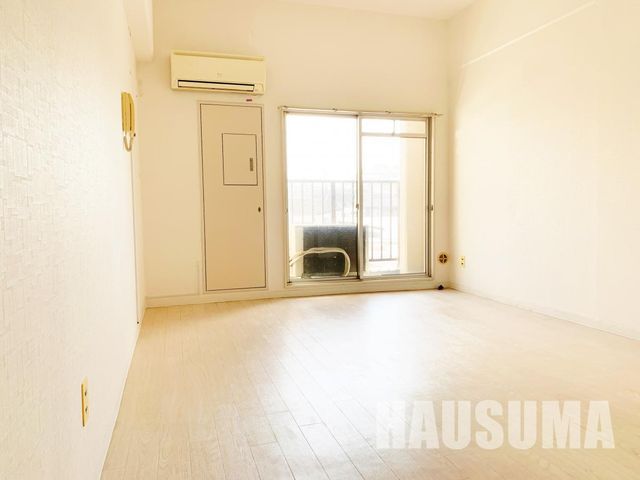 �y���ԁE���r���O�z�@���r���O/����