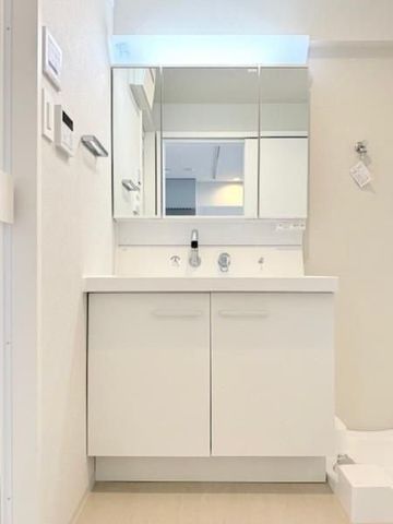 �y���ʏ��z�@