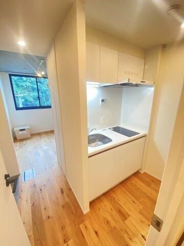 �y���ԁE���r���O�z�@