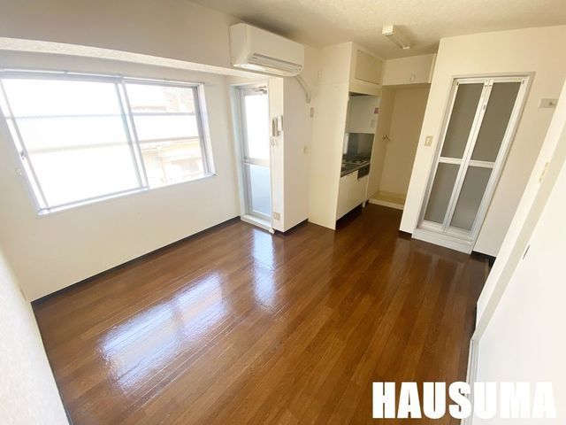 �y���ԁE���r���O�z�@���r���O/����