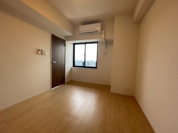 �y���̑������E�X�y�[�X�z�@