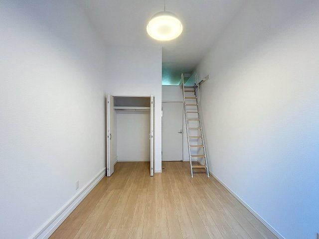 �y���[�z�@