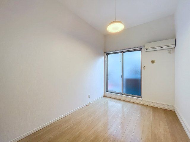 �y���̑������E�X�y�[�X�z�@