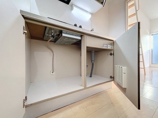 �y���[�z�@