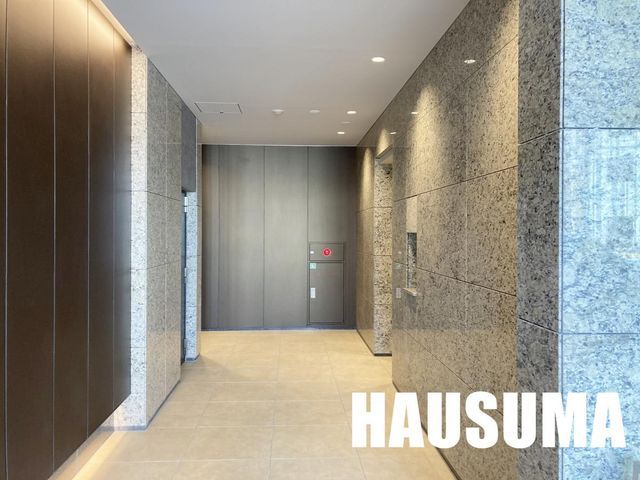 �y�G���g�����X�z�@