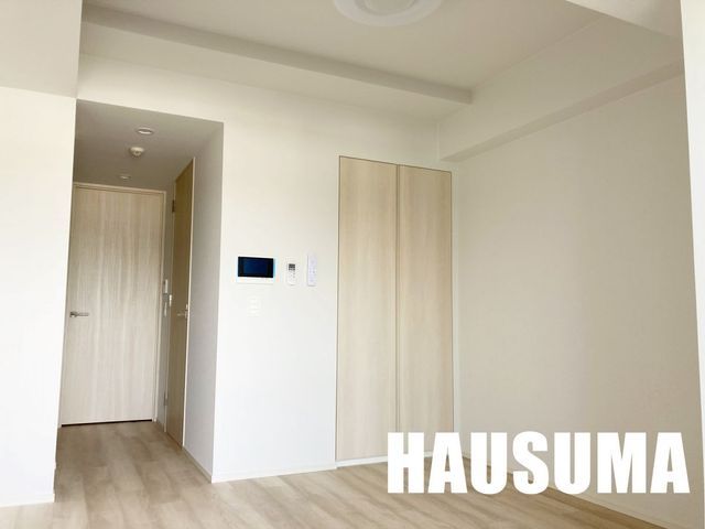 �y�����E���r���O�z�@