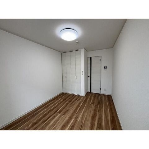 �y���ԁE���r���O�z�@