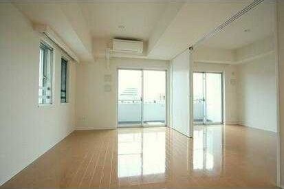 �y�o���R�j�[�z�@