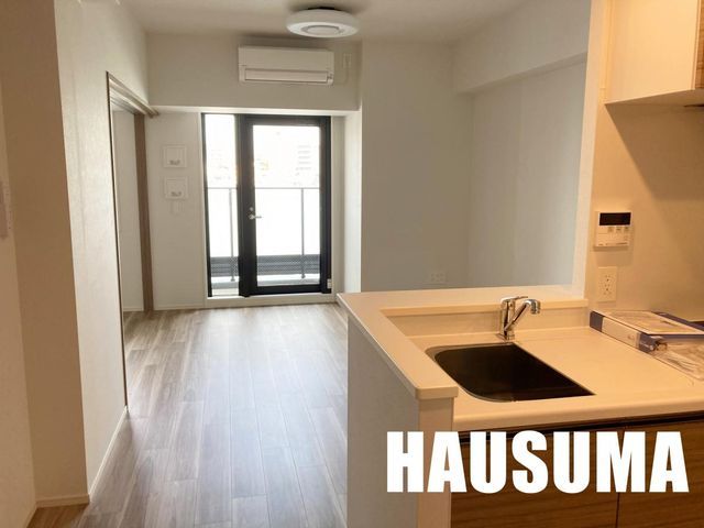 �y�����E���r���O�z�@