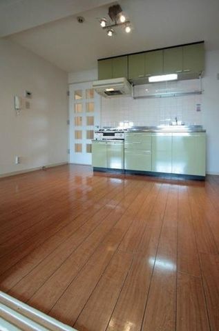 �y���̑��ݔ��z�@����