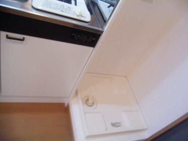 �y���̑��ݔ��z�@