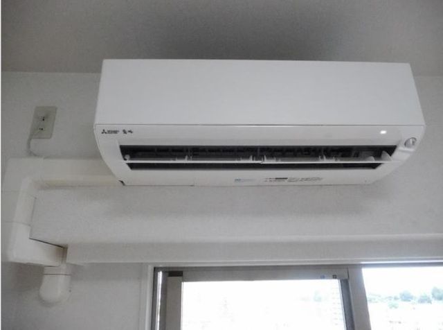 �y���̑��ݔ��z�@�G�A�R��