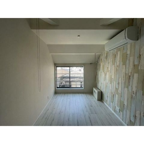 �y���ԁE���r���O�z�@