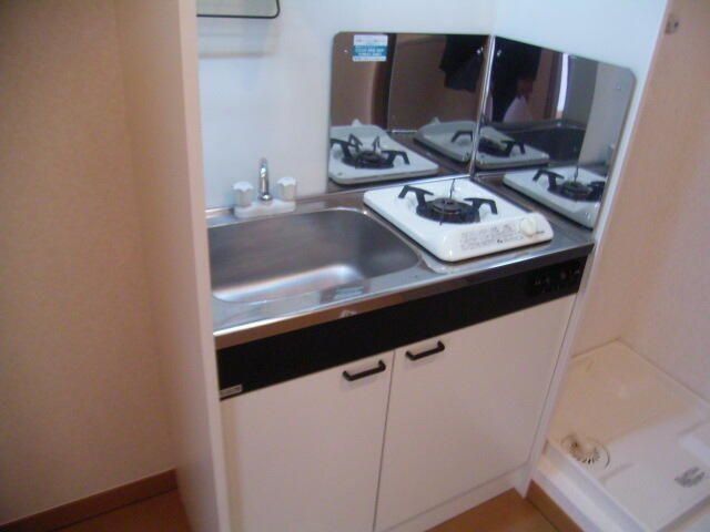 �y�L�b�`���z�@