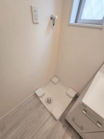 �y���̑��ݔ��z�@