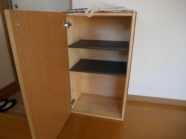 �y���ԁE���r���O�z�@