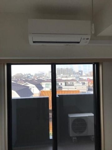 �y���ԁE���r���O�z�@