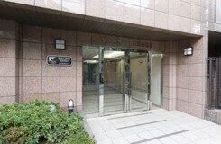 �y�G���g�����X�z�@