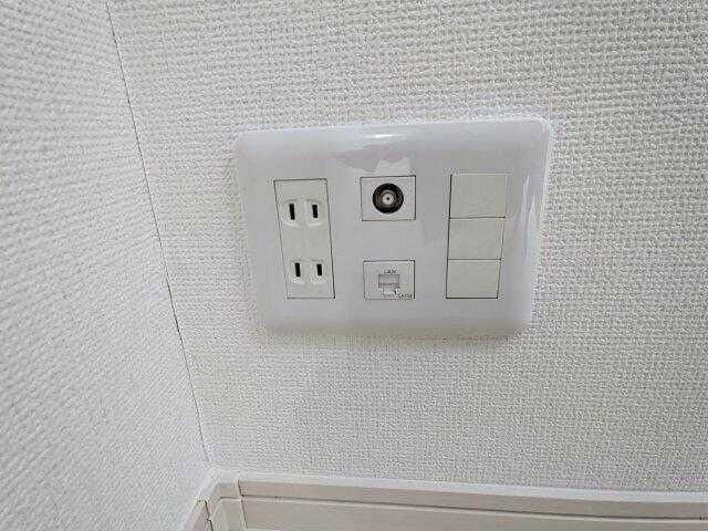 �y���̑��ݔ��z�@