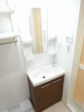 �y���ʏ��z�@