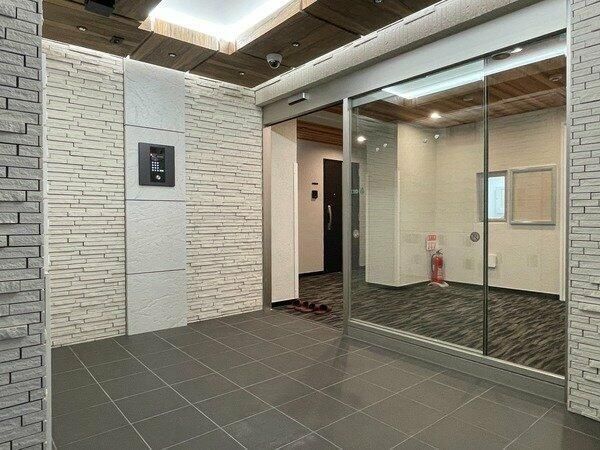 �y�G���g�����X�z�@