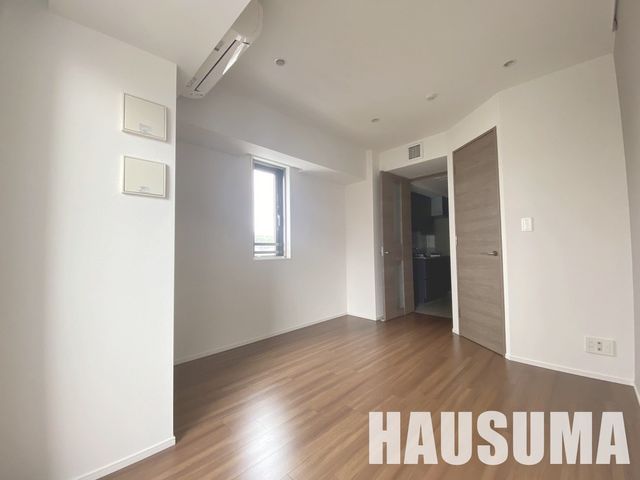 �y���ԁE���r���O�z�@