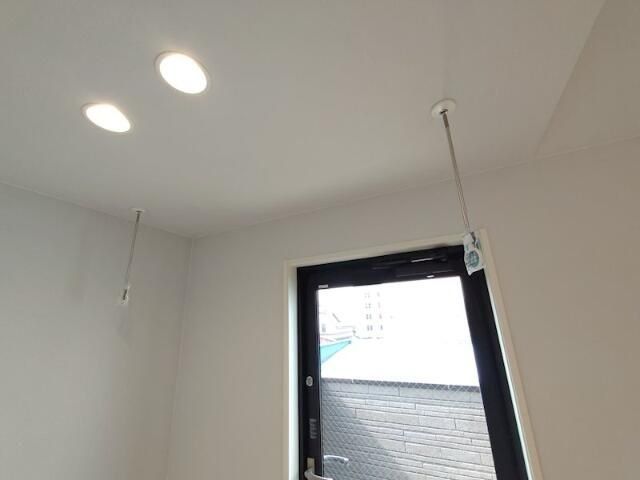 �y���̑��ݔ��z�@