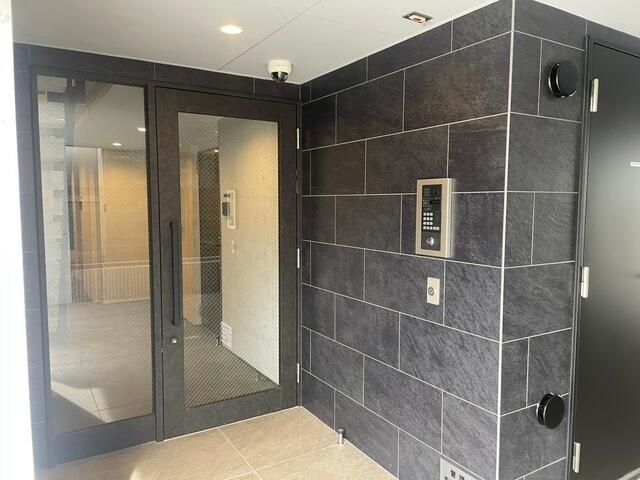 �y�G���g�����X�z�@