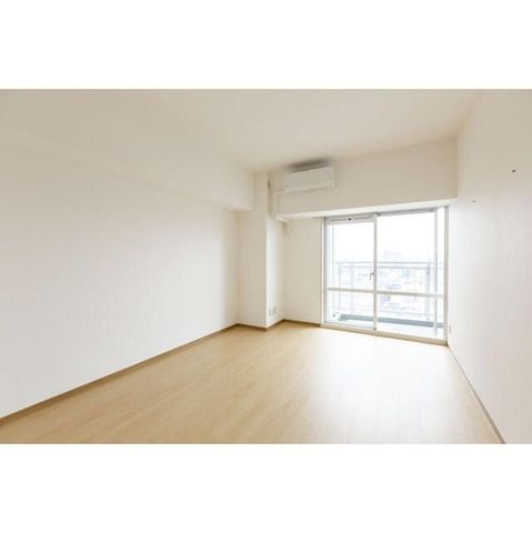 �y���ԁE���r���O�z�@