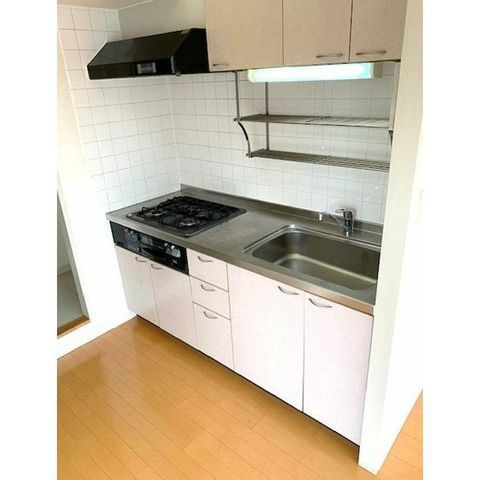 �y�L�b�`���z�@