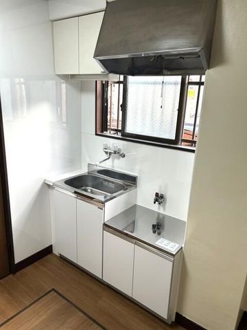 �y�L�b�`���z�@