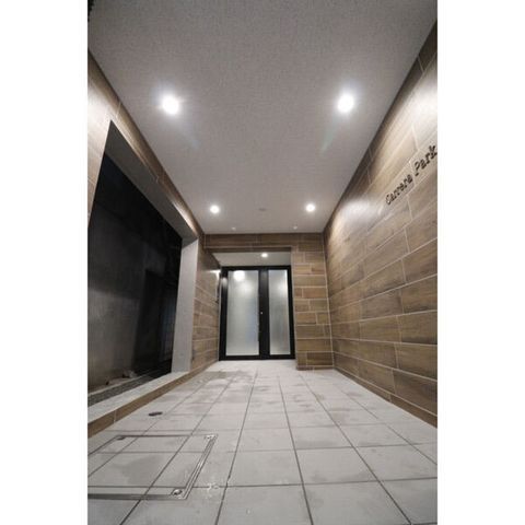 �y�G���g�����X�z�@