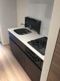�y���ԁE���r���O�z�@