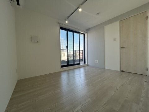 �y���ԁE���r���O�z�@