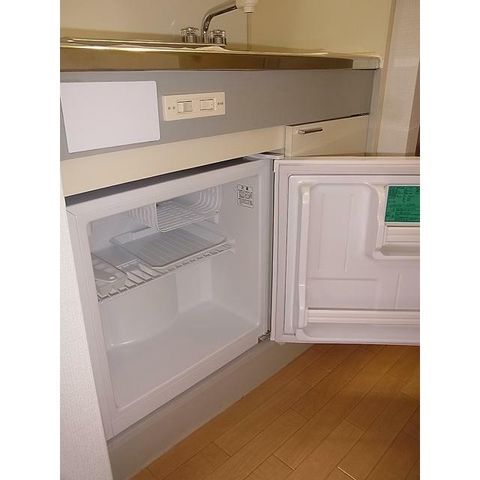 �y���̑��ݔ��z�@