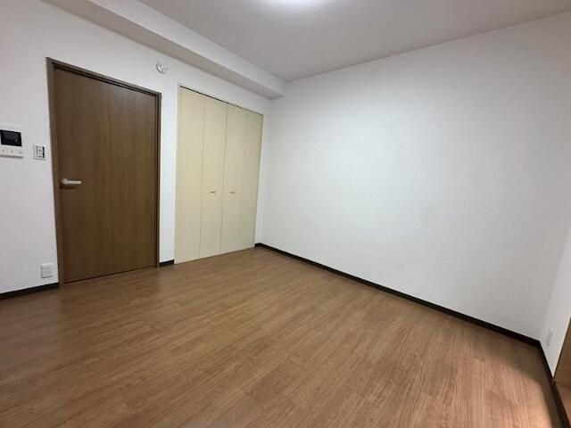 �y���ԁE���r���O�z�@