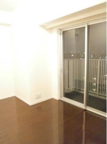 �y���ԁE���r���O�z�@����