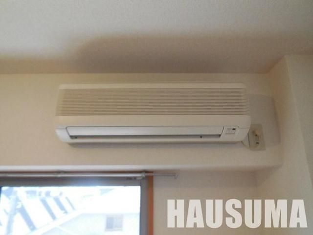 �y���̑��ݔ��z�@�G�A�R��