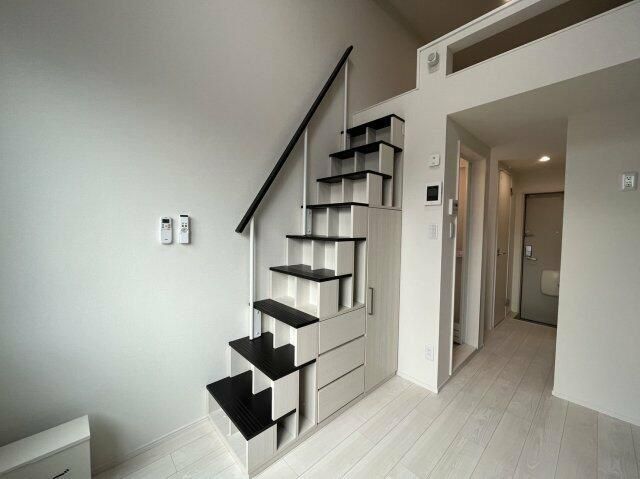 �y���ԁE���r���O�z�@