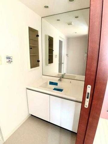 �y���ʏ��z�@