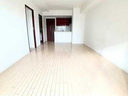 �y���ԁE���r���O�z�@