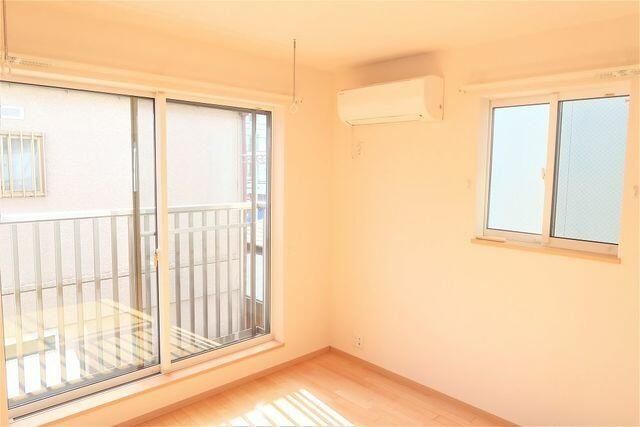 �y���ԁE���r���O�z�@