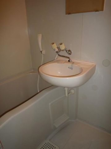 �y�o�X�z�@����