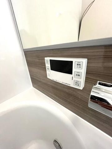 �y���̑��ݔ��z�@