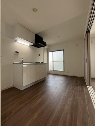 �y���ԁE���r���O�z�@