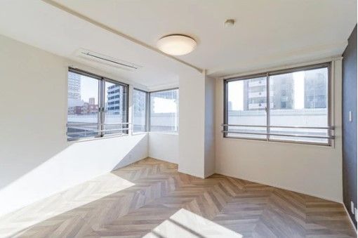 �y���ԁE���r���O�z�@���r���O/����